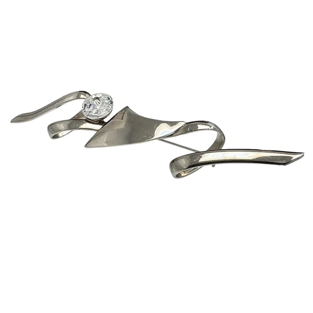 VINTAGE ARTISTIC SILVER TONE SQUIGGLE & CRYSTAL BROOCH